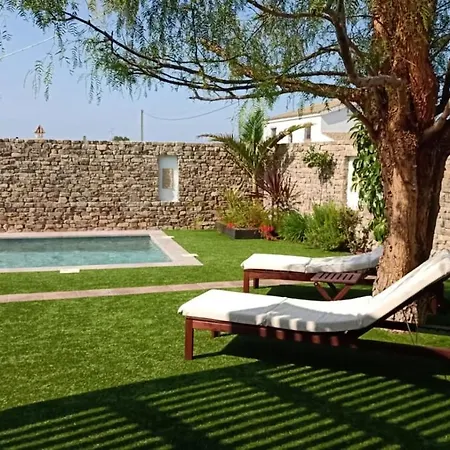 Chalet Falsa Pimienta - Sólo Familias Y Parejas