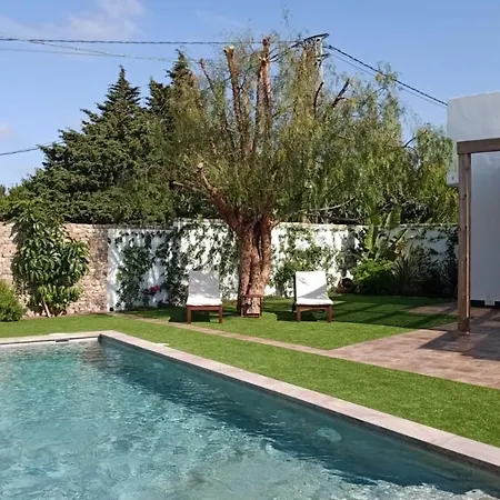 Falsa Pimienta - Solo Familias Y Parejas Alpehytte *